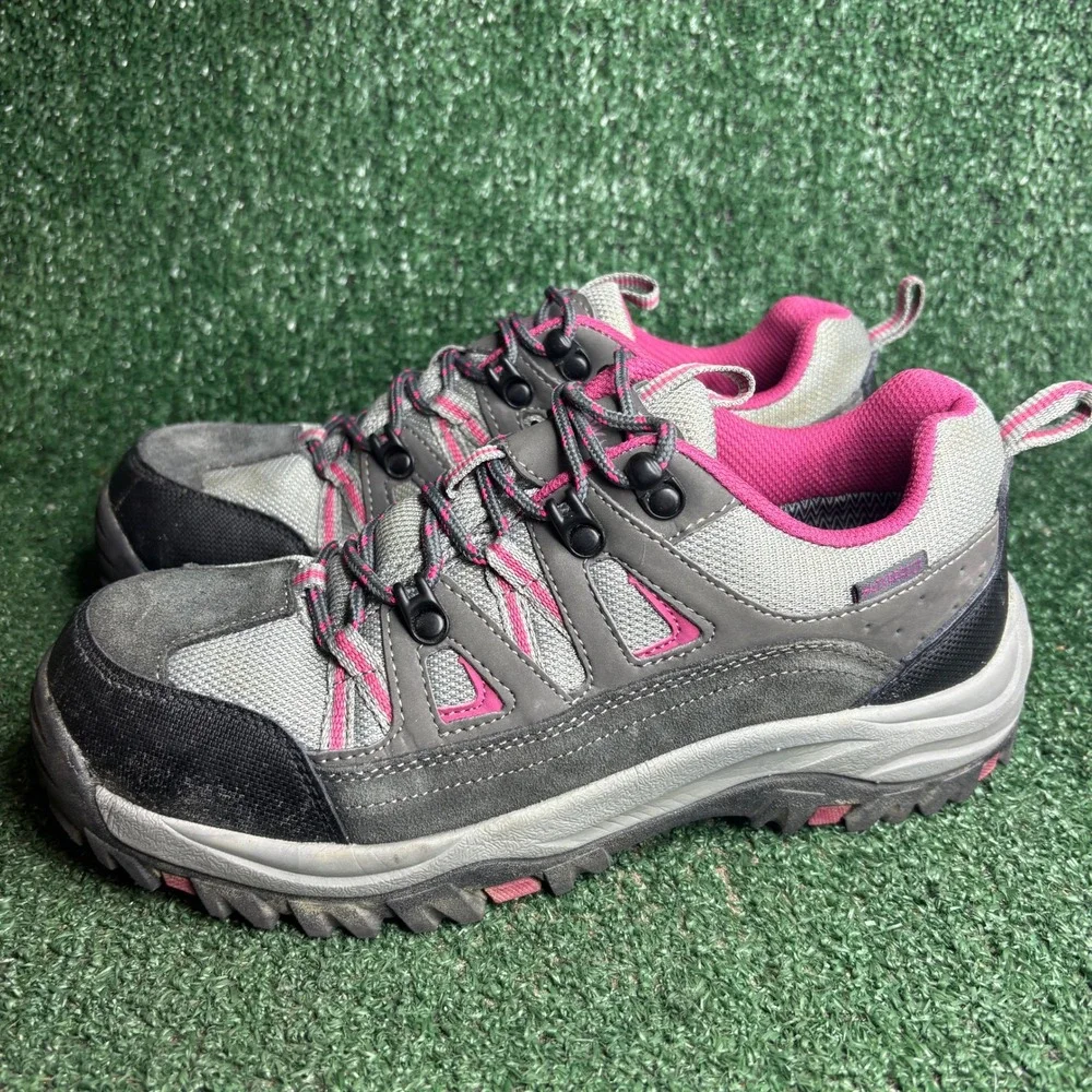 Bearpaw Juniper Lo Waterproof Hiking Trail Outdoorsy Walking Shoe Grey Women 9.5